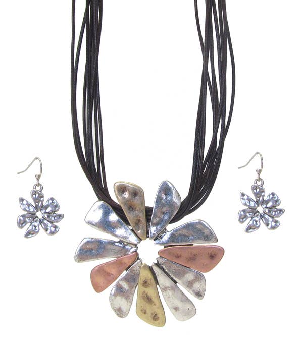 FLOWER PENDANT   NECKLACE SET- I1249MTBBR-42117