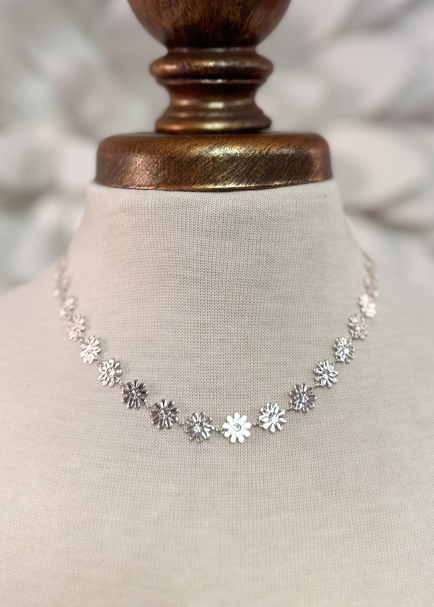 Silver Little Daisy Necklace