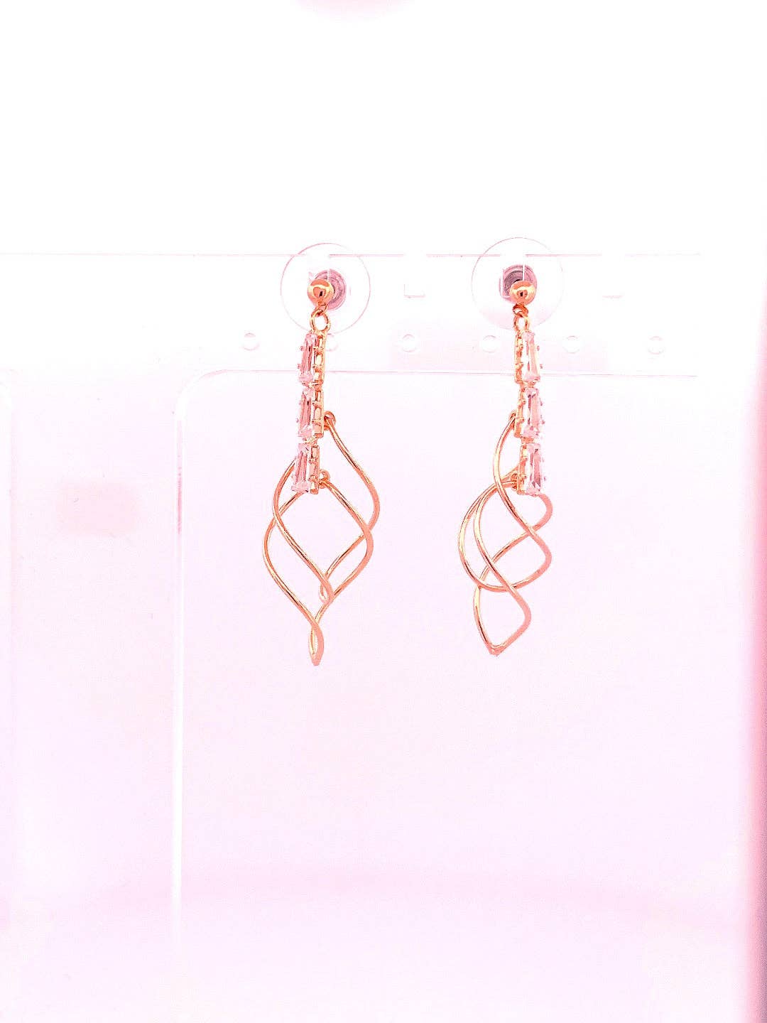 Double Twist Earring: Gold